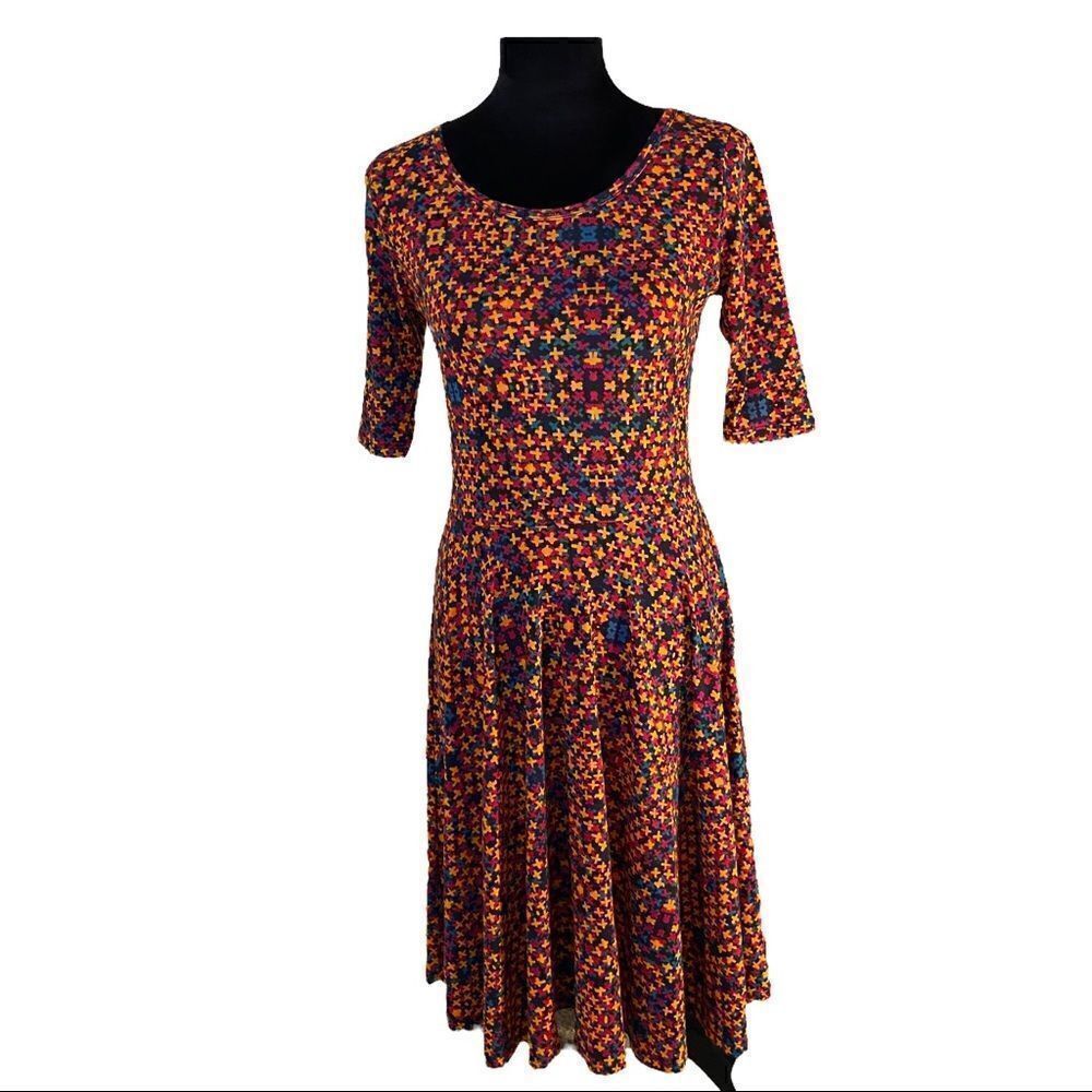 LuLaRoe Nicole Fit Flare Dress in Sz. M